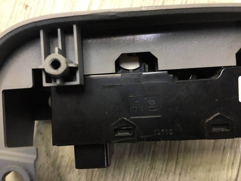 Кнопка стеклоподъемника передняя правая SOUL PS 13-19 2017 ELECTRIC