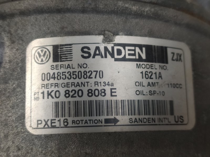 Компрессор кондиционера JETTA USA 10-17 2.5