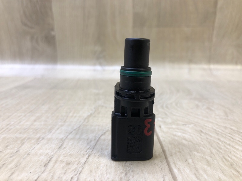 Датчик положения распредвала VOLKSWAGEN JETTA USA 10-17 2.5