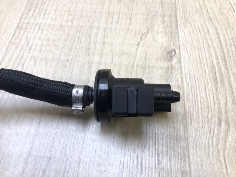 Клапан абсорбера VOLKSWAGEN JETTA USA 10-17 2.5