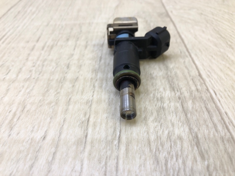 Форсунка топливная VOLKSWAGEN JETTA USA 10-17 2.5