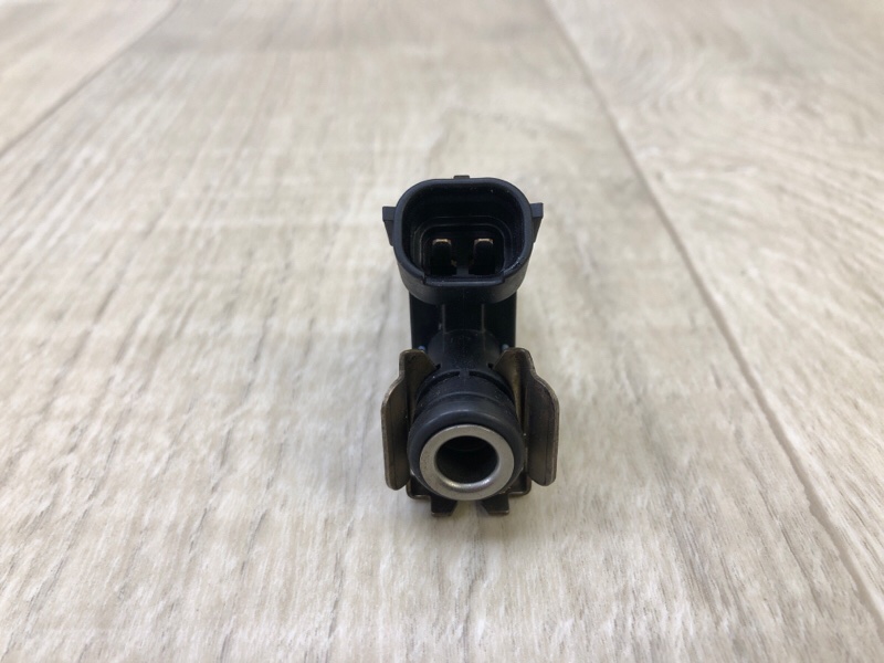 Форсунка топливная JETTA USA 10-17 2.5