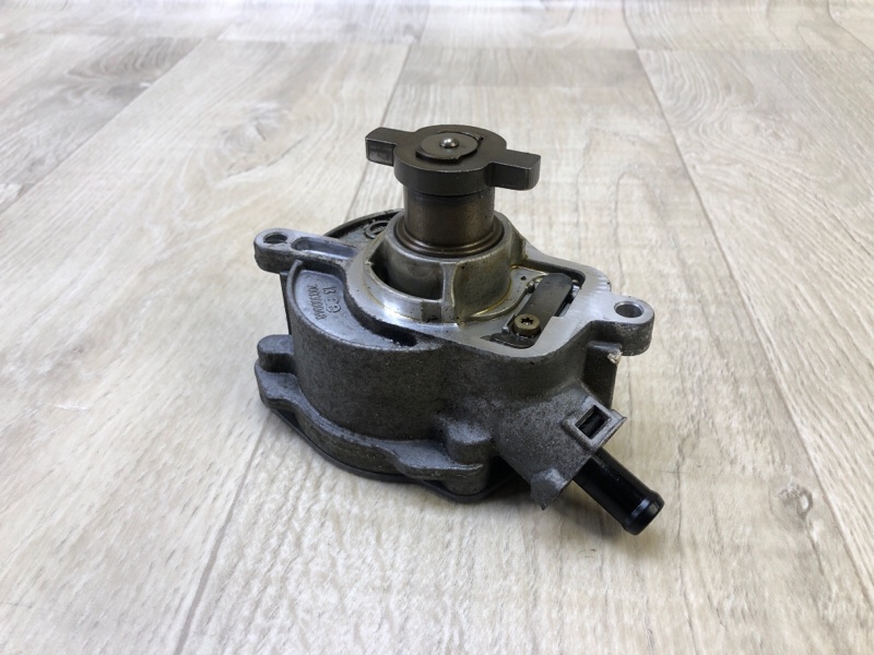Вакуумный насос VOLKSWAGEN JETTA USA 10-17 2.5 07K 145 100 H Б/У
