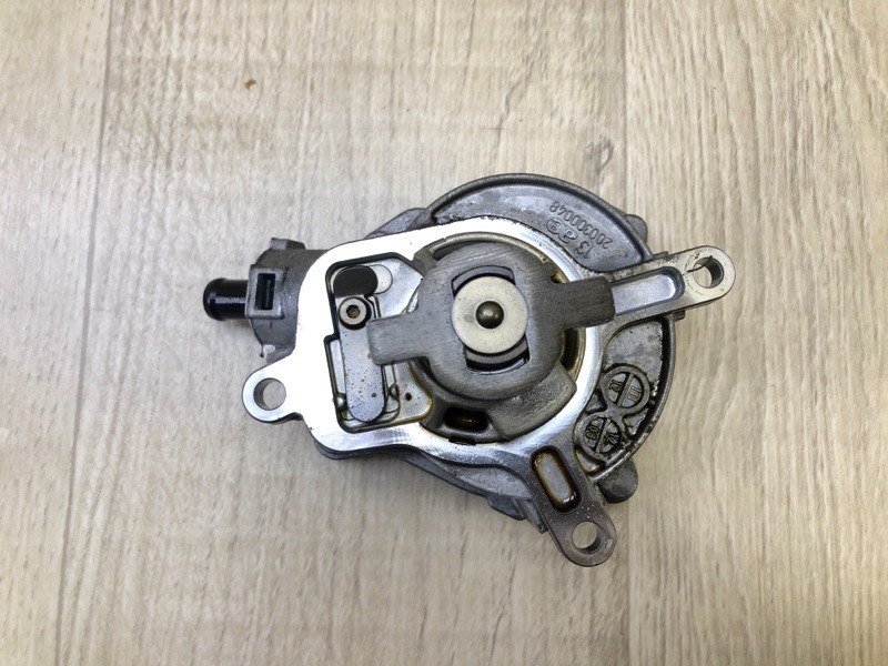 Вакуумный насос JETTA USA 10-17 2.5