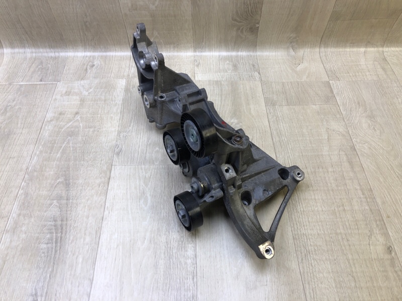 Кронштейн генератора VOLKSWAGEN JETTA USA 10-17 2.5 07K 903 141 B Б/У