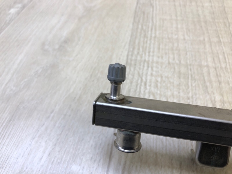 Топливная рейка JETTA USA 10-17 2.5