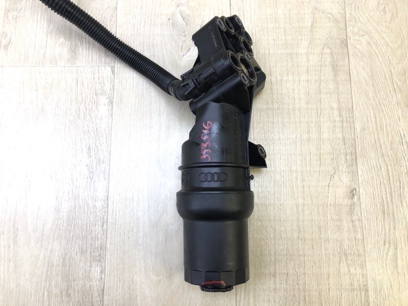 Корпус масляного фильтра VOLKSWAGEN JETTA USA 10-17 2.5 07K 115 397 E Б/У