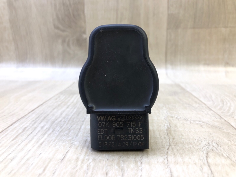 Катушка зажигания JETTA USA 10-17 2.5
