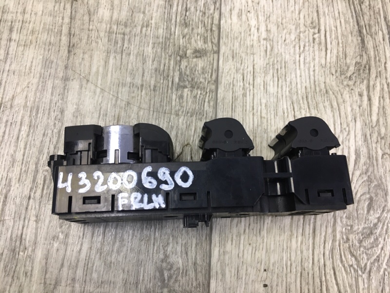 Блок управления стеклоподъемниками передний левый FUSION 14- 2014 Седан 2.5