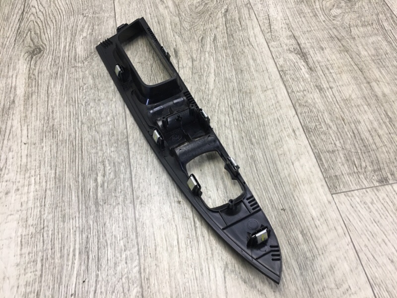 Накладка кнопок стеклоподъемника передняя левая FUSION 14- 2014 Седан 2.5