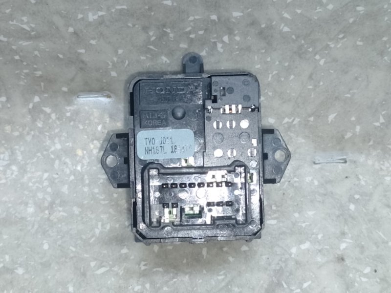 Блок управления зеркалами HRV 14-22