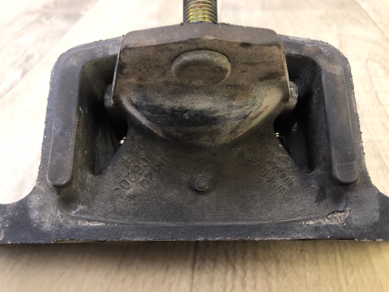 Подушка АКПП FX S50 03-08 2006 VK45DE