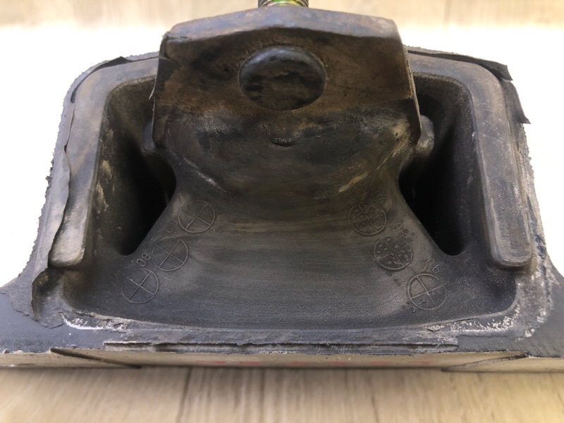 Подушка АКПП FX S50 03-08 2006 VK45DE