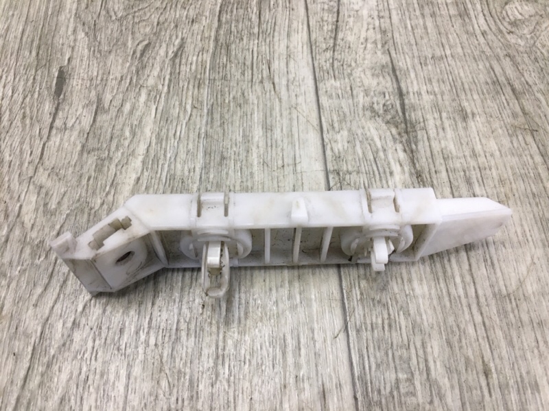 Кронштейн переднего бампера (на крыле) левый SUZUKI GRAND VITARA 05-15 Внедорожник J24B