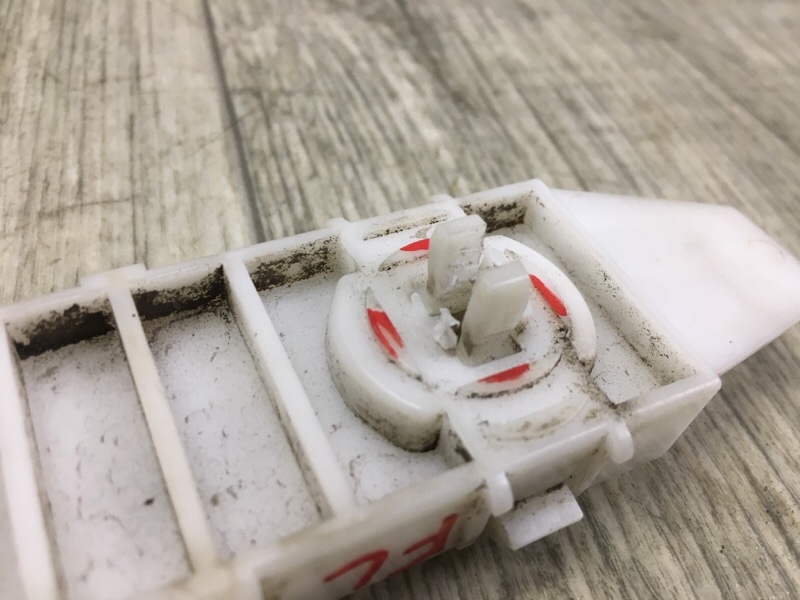 Кронштейн переднего бампера (на крыле) левый GRAND VITARA 05-15 Внедорожник J24B