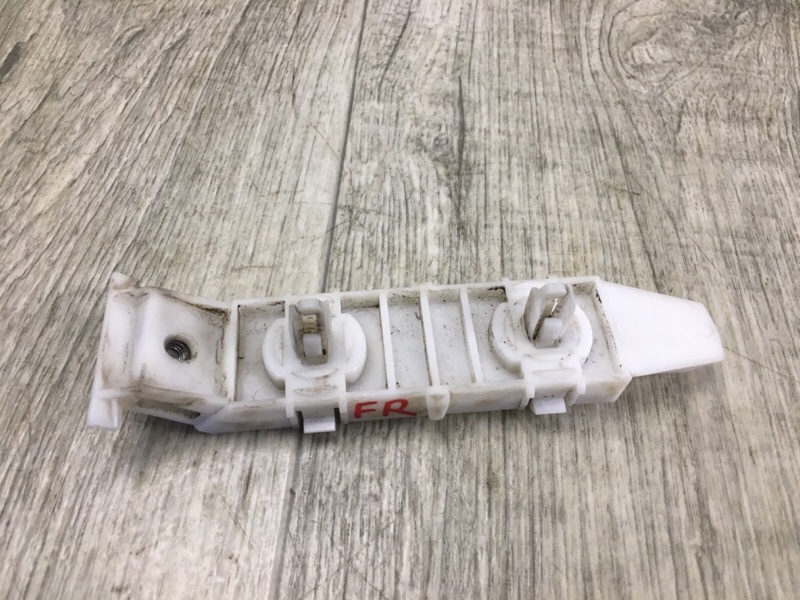 Кронштейн переднего бампера (на крыле) правый GRAND VITARA 05-15 Внедорожник J24B