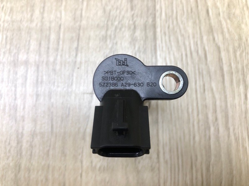 Датчик положения коленвала FX S50 03-08 2006 VK45DE