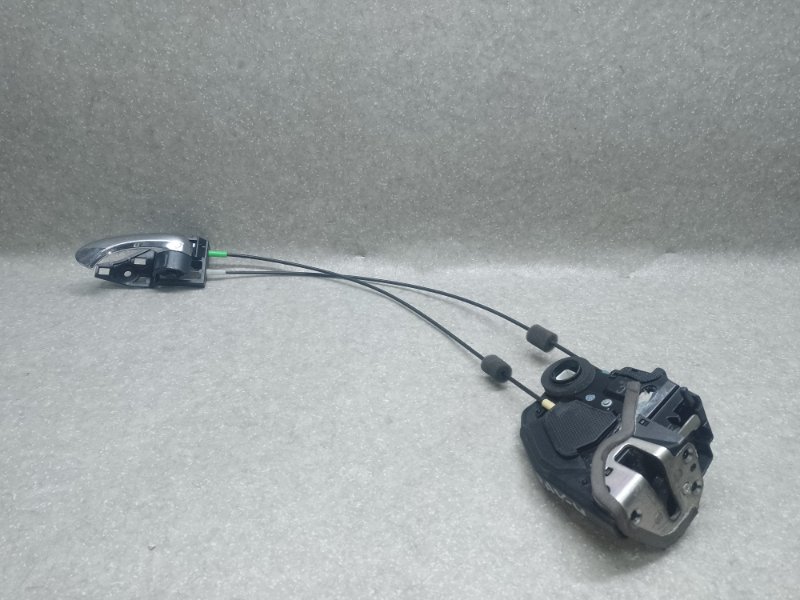 Замок двери задний левый TOYOTA RAV4 05-12 69060-42021 Б/У