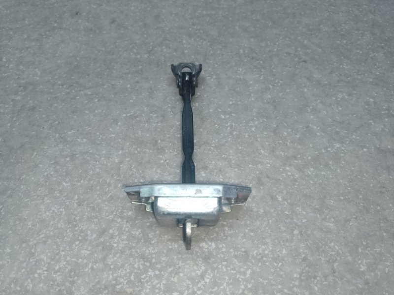 Ограничитель двери передний правый RAV4 05-12 Ограничитель двери передний правый RAV4 05-12