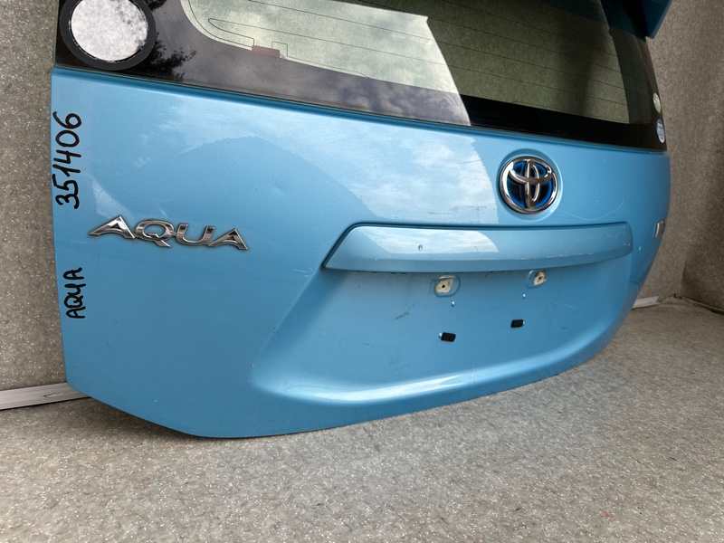 Крышка багажника PRIUS C/AQUA 11-14