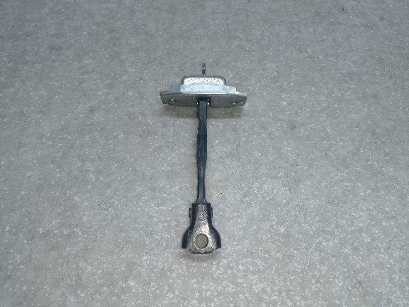 Ограничитель двери задний левый TOYOTA RAV4 05-12 68640-42030 Б/У