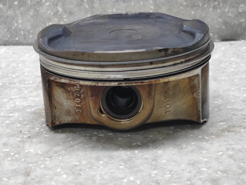 Поршень ES350 06-12