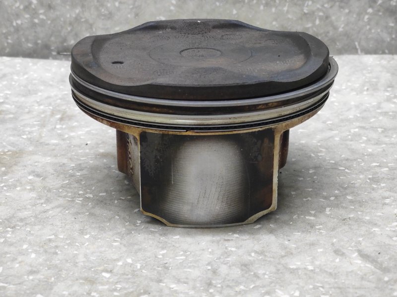 Поршень ES350 06-12