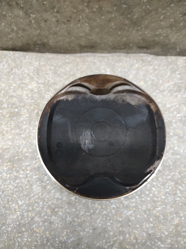 Поршень ES350 06-12