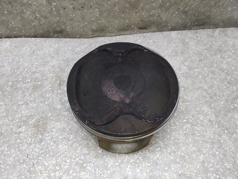 Поршень ES350 06-12