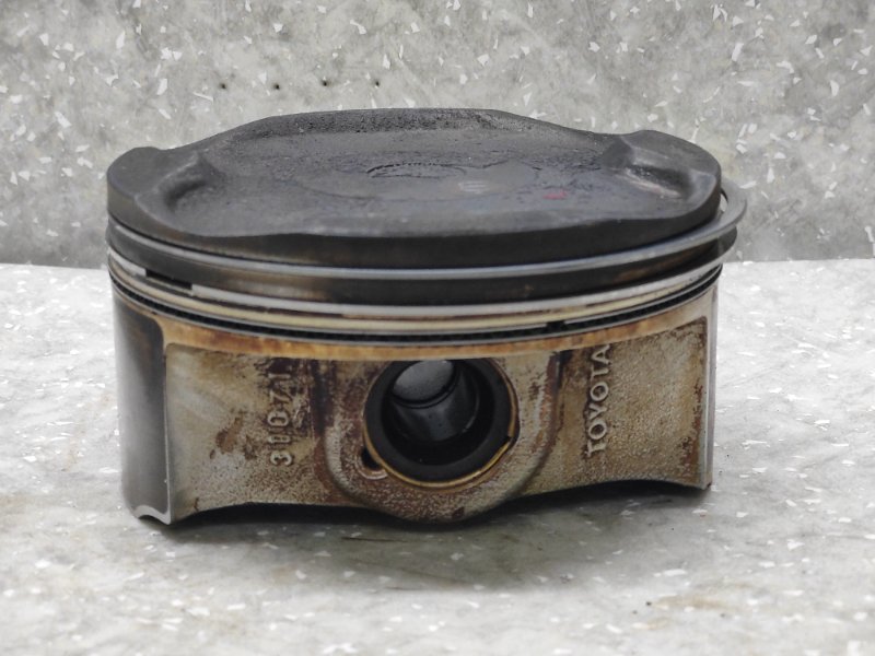 Поршень LEXUS ES350 06-12 13101-31090 Б/У