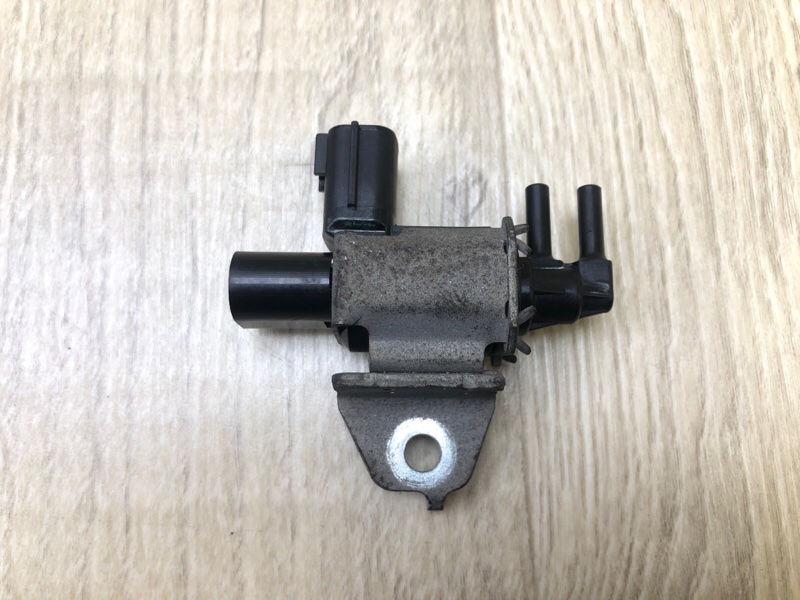 Клапан электромагнитный (вакуумный) PATHFINDER R52 12-21 2013 3.5 VQ35DE