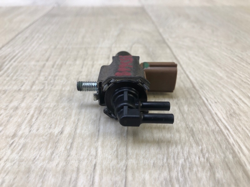 Клапан электромагнитный (вакуумный) PATHFINDER R52 12-21 2013 3.5 VQ35DE