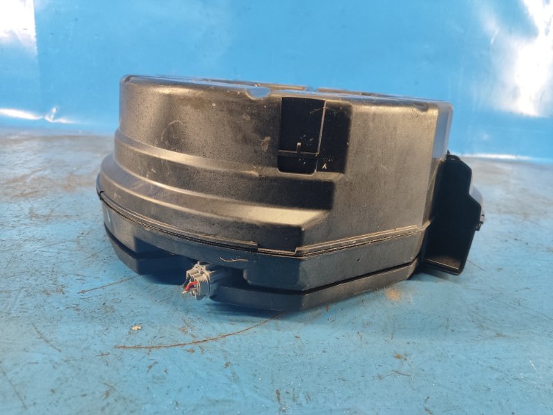 Сабвуфер CX-9 16- 2020 2.5L Сабвуфер CX-9 16- 2020 2.5L