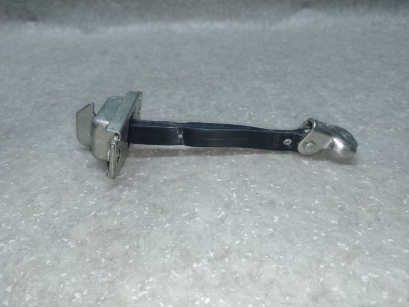 Ограничитель двери задний TOYOTA PRIUS 16-