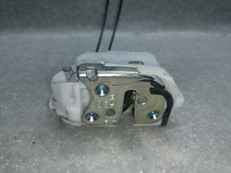 Замок двери задний левый OUTLANDER GF 12-