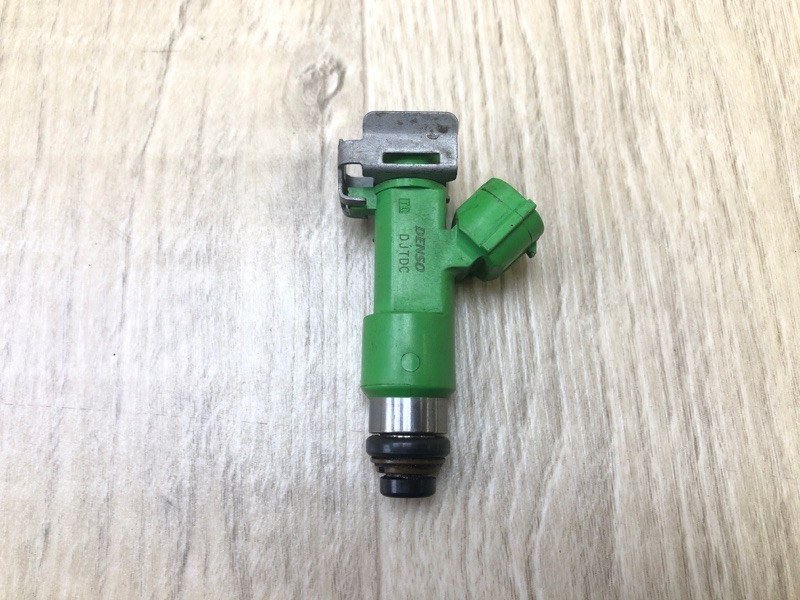 Форсунка топливная NISSAN PATHFINDER R52 12-21 2013 3.5 VQ35DE 16600-JA10A Б/У