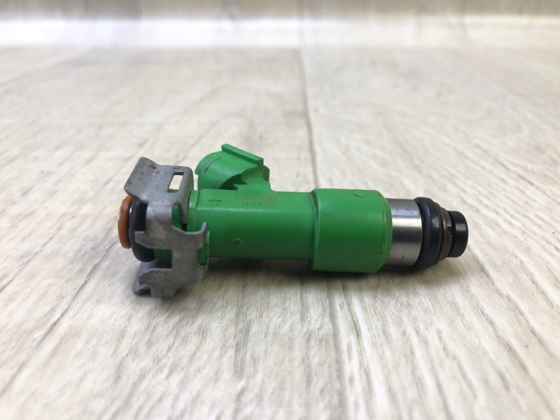 Форсунка топливная PATHFINDER R52 12-21 2013 3.5 VQ35DE