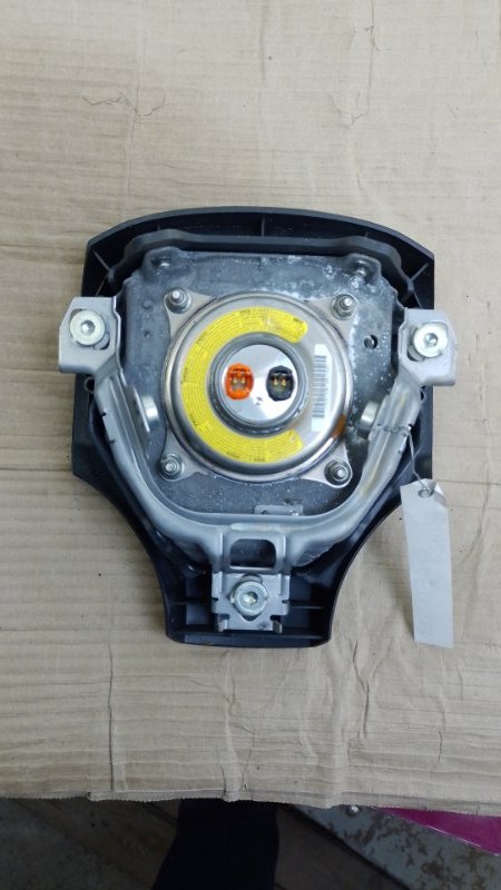 Подушка безопасности в руль LEXUS IS250/350 05-13 Седан 2.5