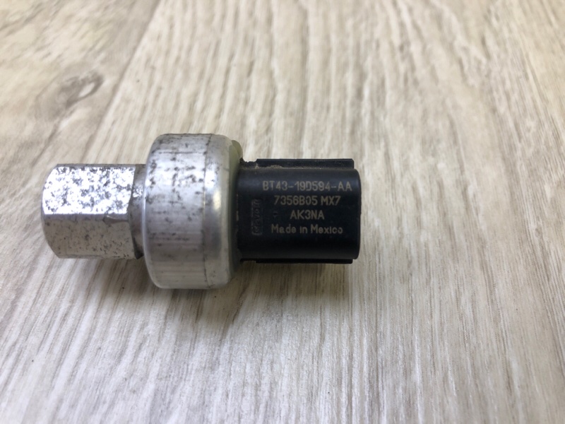 Датчик давления кондиционера ESCAPE 12-19 2018 T15HDTX