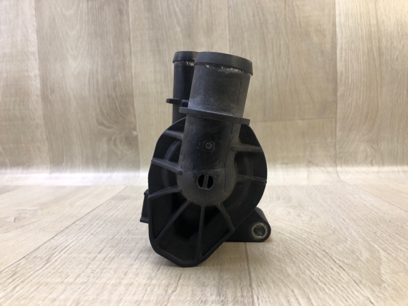 Корпус термостата ESCAPE 12-19 2018 T15HDTX