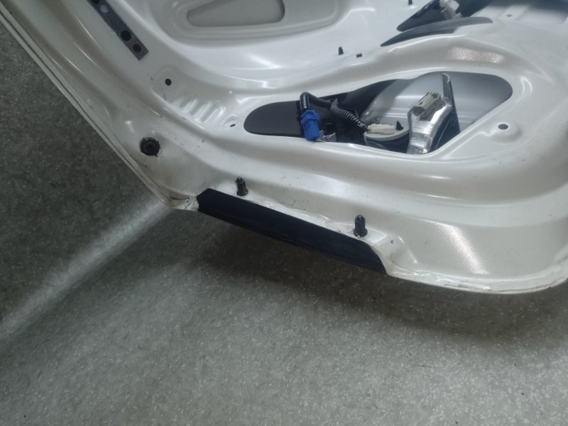 Крышка багажника CIVIC 4D 06-11