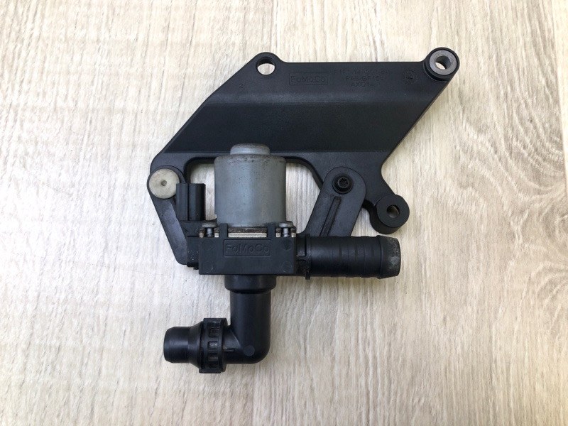 Кран печки FORD ESCAPE 12-19 2018 T15HDTX F1FZ-18495-C Б/У