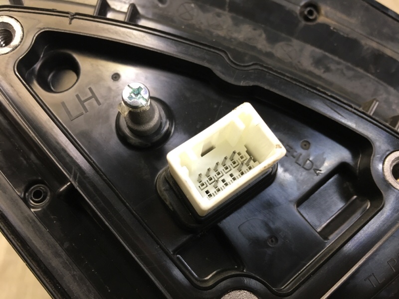 Зеркало левое TUCSON TL 15-20 2015 G4FJ 1.6 Зеркало левое TUCSON TL 15-20 2015 G4FJ 1.6