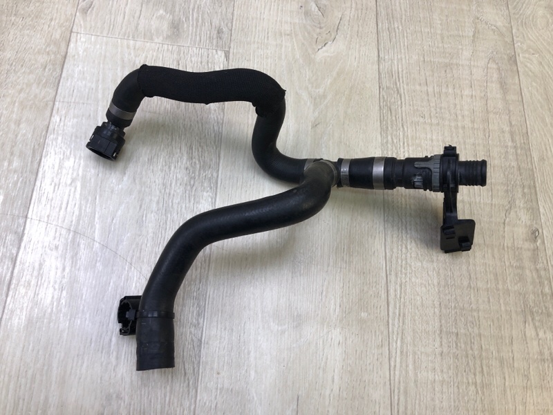 Патрубок системы охлаждения ESCAPE 12-19 2018 T15HDTX