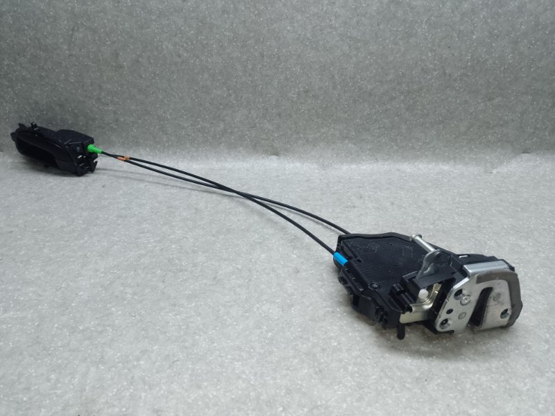 Запчасть замок двери задний левый TOYOTA PRIUS C/AQUA 11-14 69060-42021 Б/У Замок двери задний левый TOYOTA PRIUS C/AQUA 11-14 69060-42021 Б/У