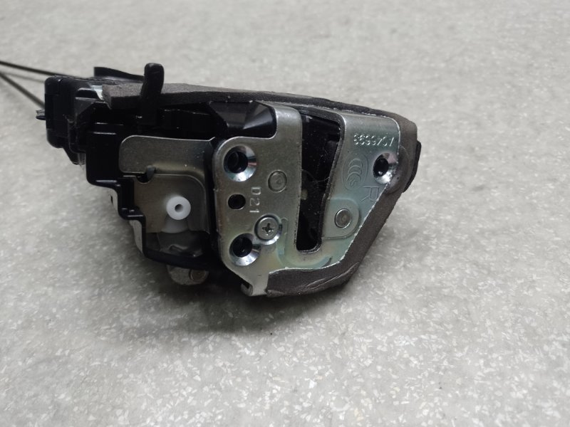 Замок двери задний правый PRIUS C/AQUA 11-14 Замок двери задний правый PRIUS C/AQUA 11-14