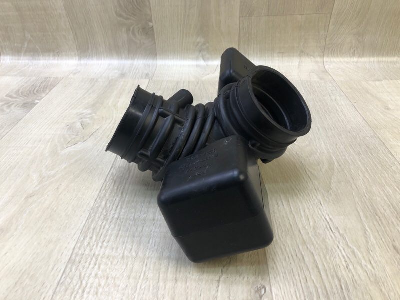 Патрубок воздушного фильтра GRAND VITARA 05-15 Внедорожник 2.4 J24B