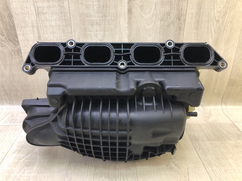 Запчасть коллектор впускной SUZUKI GRAND VITARA 05-15 Внедорожник 2.4 J24B 13110-78K00 Б/У Коллектор впускной SUZUKI GRAND VITARA 05-15 Внедорожник 2.4 J24B 13110-78K00 Б/У