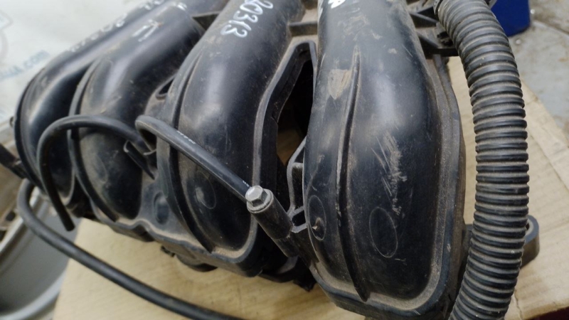 Коллектор впускной 6 GH 07-12 Коллектор впускной 6 GH 07-12