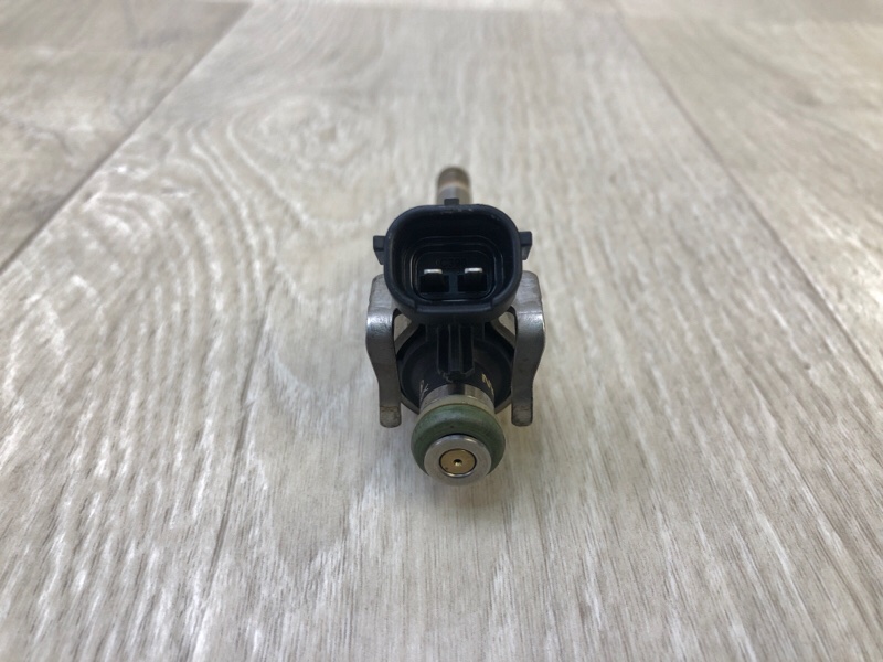 Форсунка топливная Q50 20- 2021 3.0 VR30DDTT Форсунка топливная Q50 20- 2021 3.0 VR30DDTT